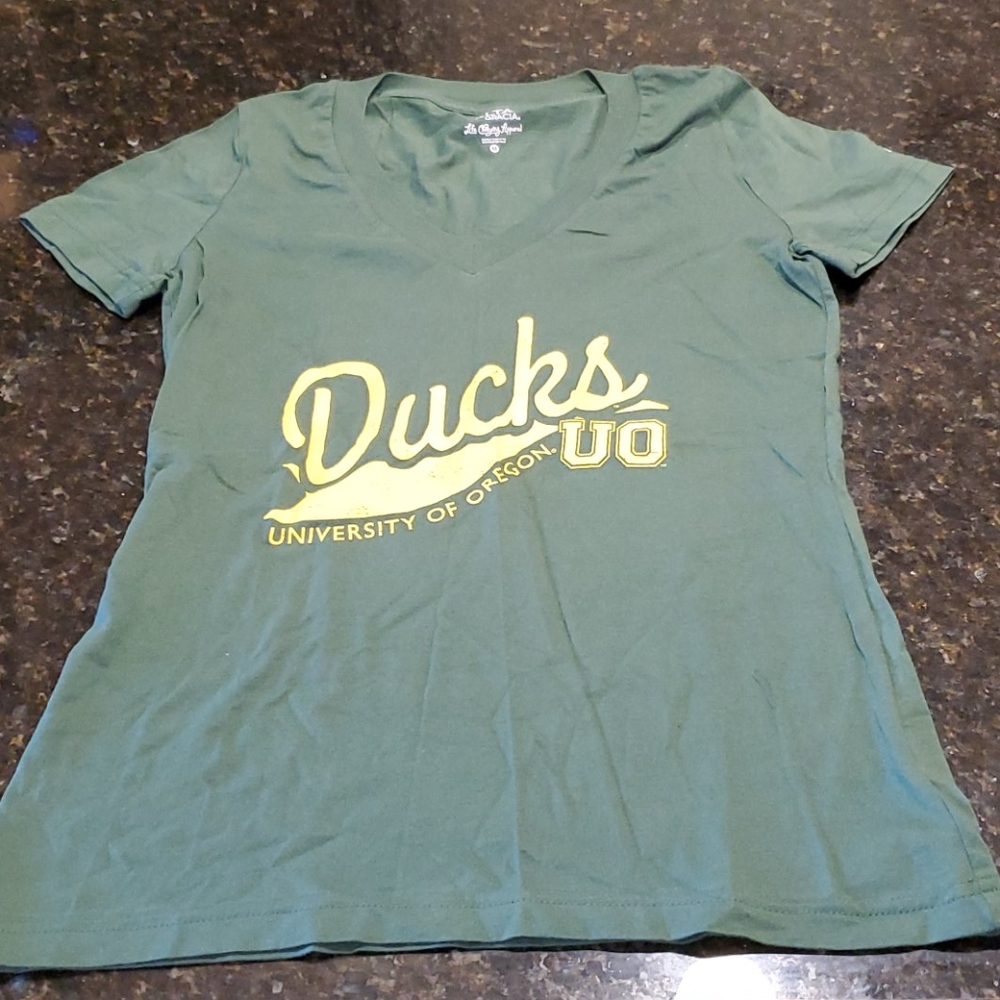 University of Oregon t-shirt